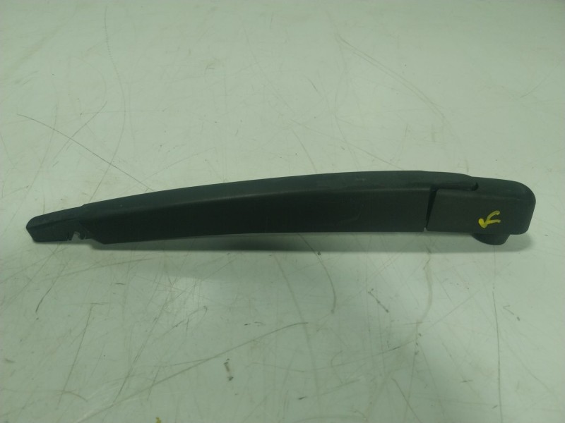 Recambio de brazo limpia trasero para opel corsa f (p2jo) 1.2 (68) referencia OEM IAM   