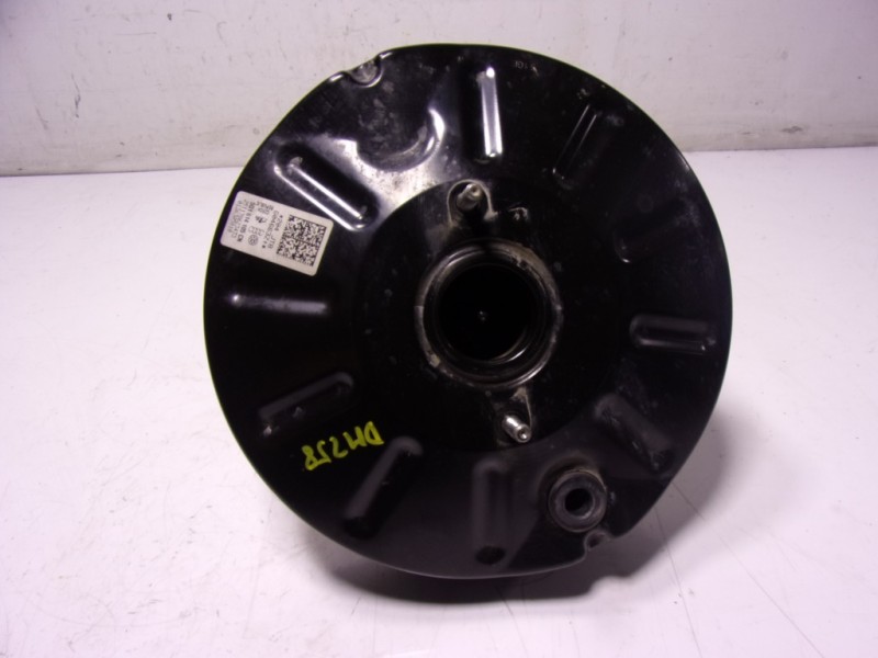 Recambio de servofreno para seat leon (5f1) 2.0 tdi referencia OEM IAM 5Q1614106P 5Q1614105CN 