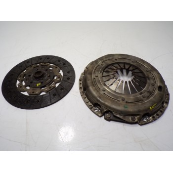 KIT EMBRAGUE 2015110 AV617563CB 