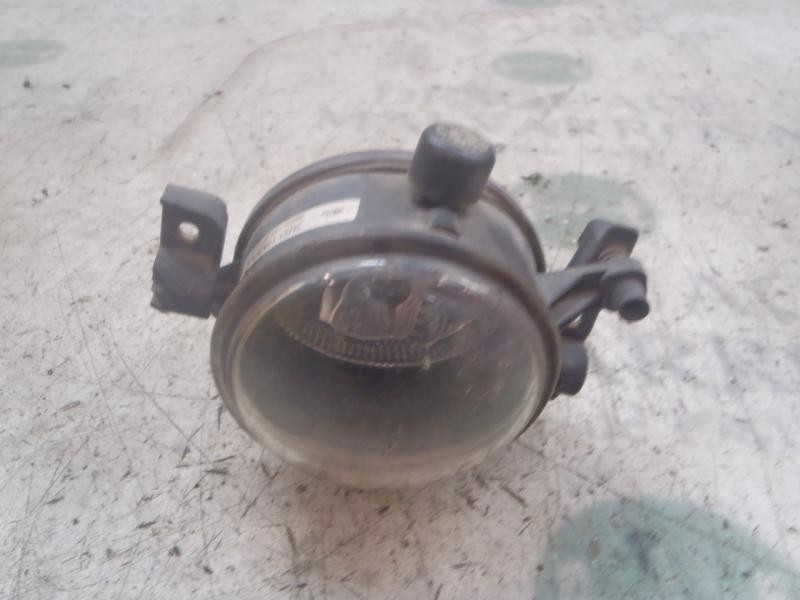 Recambio de faro antiniebla derecho para ford focus berlina (cap) ambiente (d) referencia OEM IAM   
