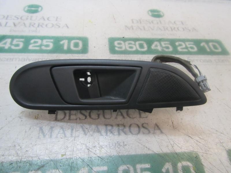 Recambio de maneta interior delantera derecha para ford fiesta (cb1) 1.4 tdci cat referencia OEM IAM  8A61A22600BEW 