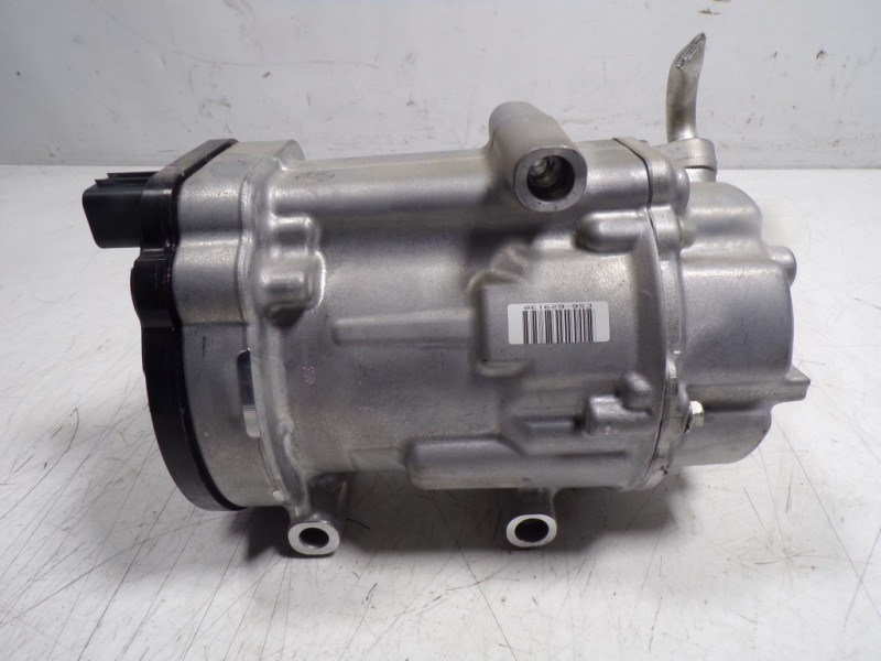 Recambio de compresor aire acondicionado para toyota rav4 hybrid 4x2 advance referencia OEM IAM 8837033050 0424001101 0424001101