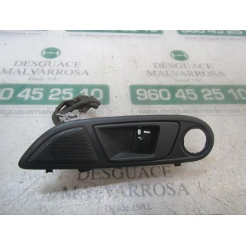 MANETA INTERIOR DELANTERA IZQUIERDA 8A61A2260A 