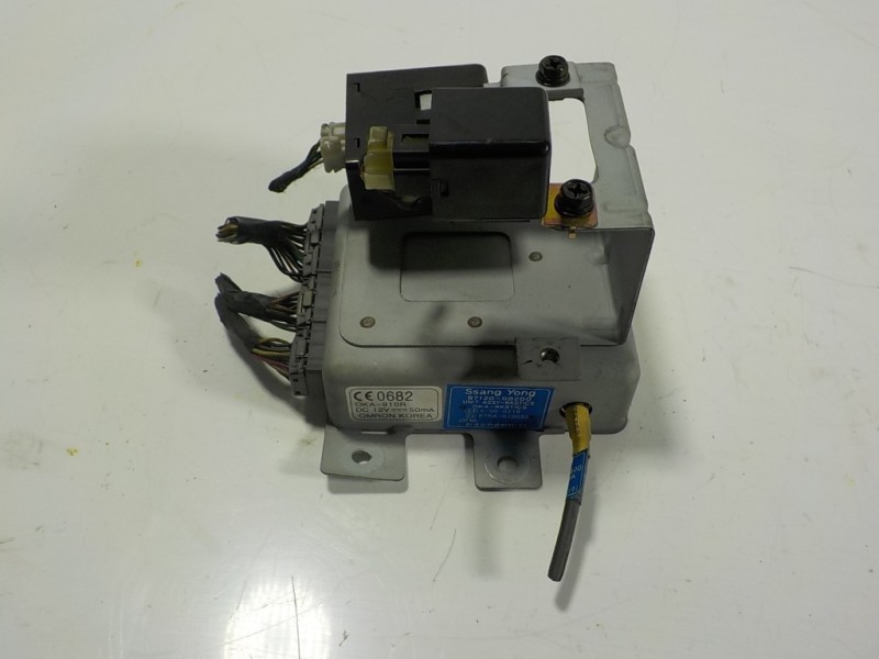 Recambio de modulo electronico para ssangyong rexton 2.7 turbodiesel cat (euro 4) referencia OEM IAM  8712008200 