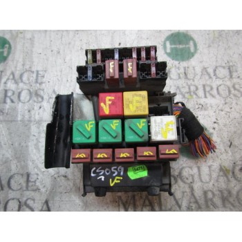 CAJA RELES / FUSIBLES 