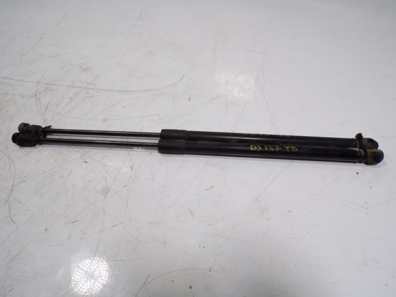 Recambio de amortiguadores maletero / porton para kia rio (yb) 1.2 cat referencia OEM IAM 81770H8010 81770H8010 