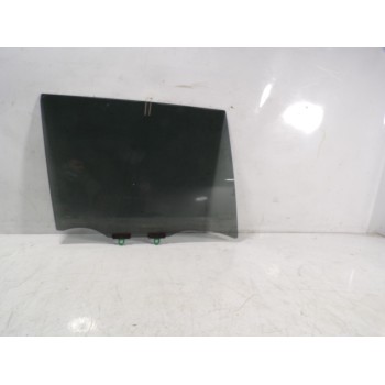 CRISTAL PUERTA TRASERO DERECHO 6810342200 