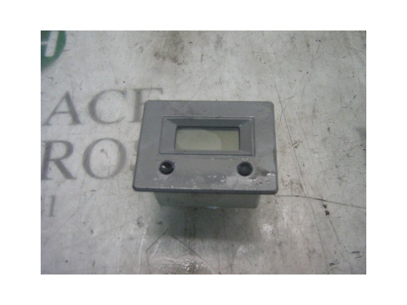 Recambio de mando multifuncion para nissan trade 100 referencia OEM IAM   