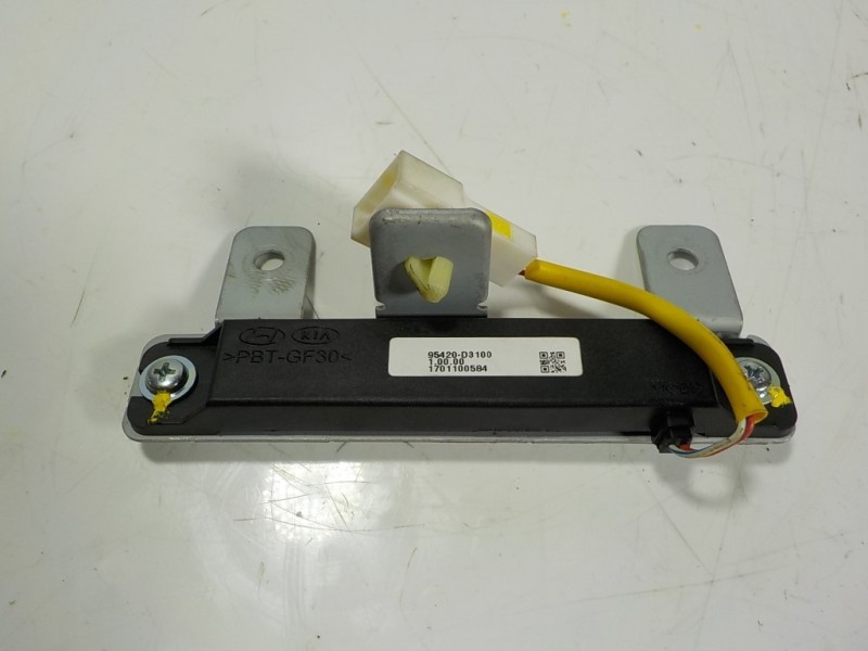 Recambio de modulo electronico para hyundai tucson 1.7 crdi cat referencia OEM IAM 95420D3100 95420D3100 1701100584