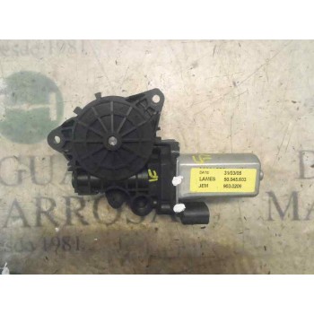 MOTOR ELEVALUNAS TRASERO IZQUIERDO 