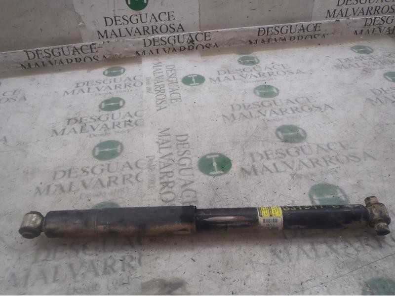 Recambio de amortiguador trasero derecho para gmc chevrolet trail blazer lt referencia OEM IAM 15881662  