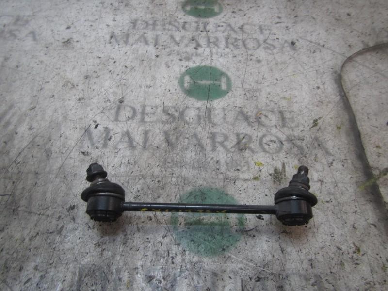 Recambio de tirante trasero izquierdo para kia cee´´d sporty wagon concept referencia OEM IAM 552501H000  