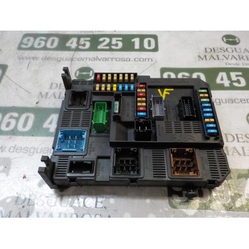 CAJA RELES / FUSIBLES 1612139080 9819849680 