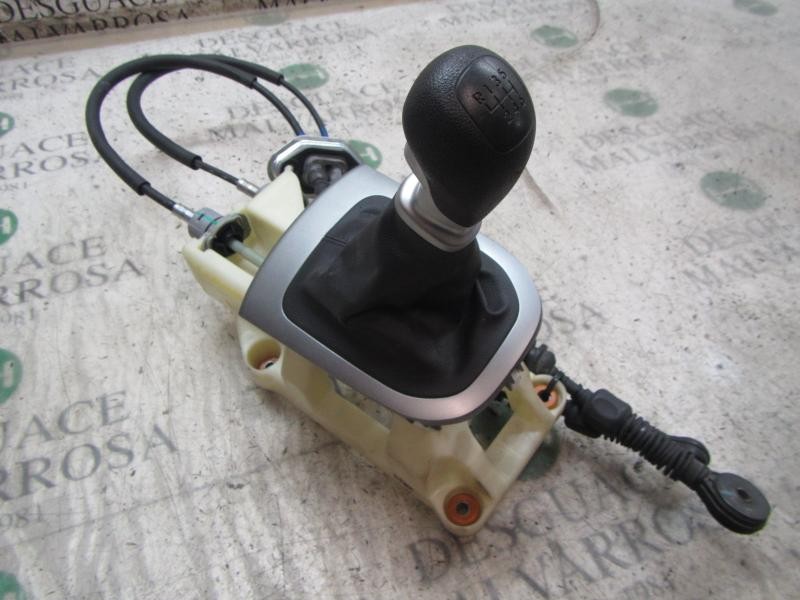 Recambio de palanca cambio para kia rio 1.4 crdi cat referencia OEM IAM 437001W200HU  