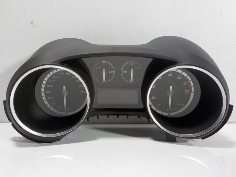 Recambio de cuadro instrumentos para alfa romeo giulietta (191) 1.4 turbo cat referencia OEM IAM 50528269 50528269 
