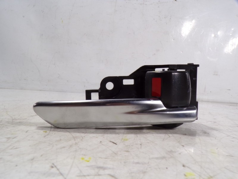 Recambio de maneta interior delantera derecha para toyota rav4 hybrid 4x2 advance referencia OEM IAM 6920533140C0  