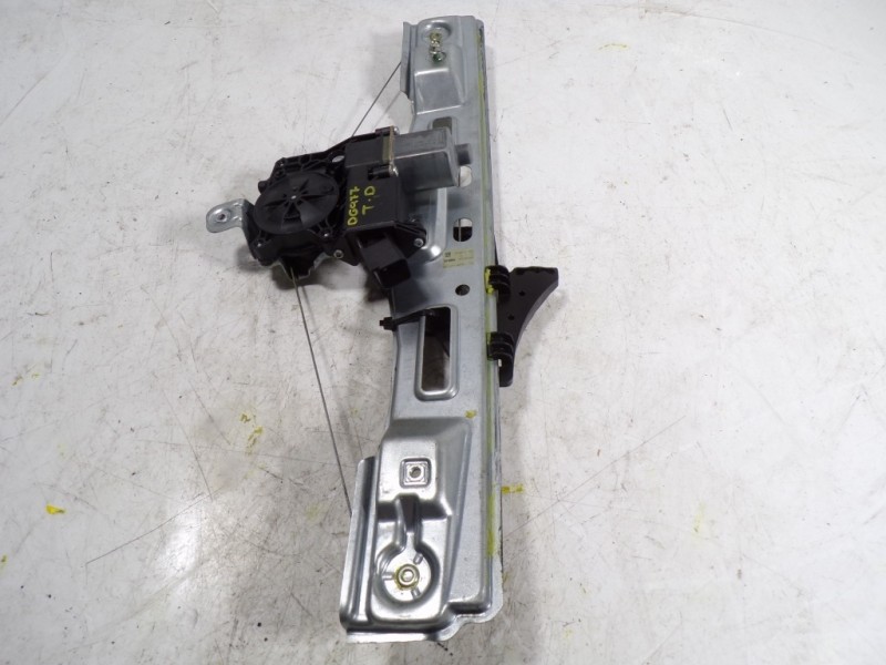 Recambio de elevalunas trasero derecho para opel zafira tourer 2.0 cdti cat referencia OEM IAM 13369290 13260142 927208103