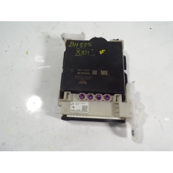 CAJA RELES / FUSIBLES 8273076040 8922176170 