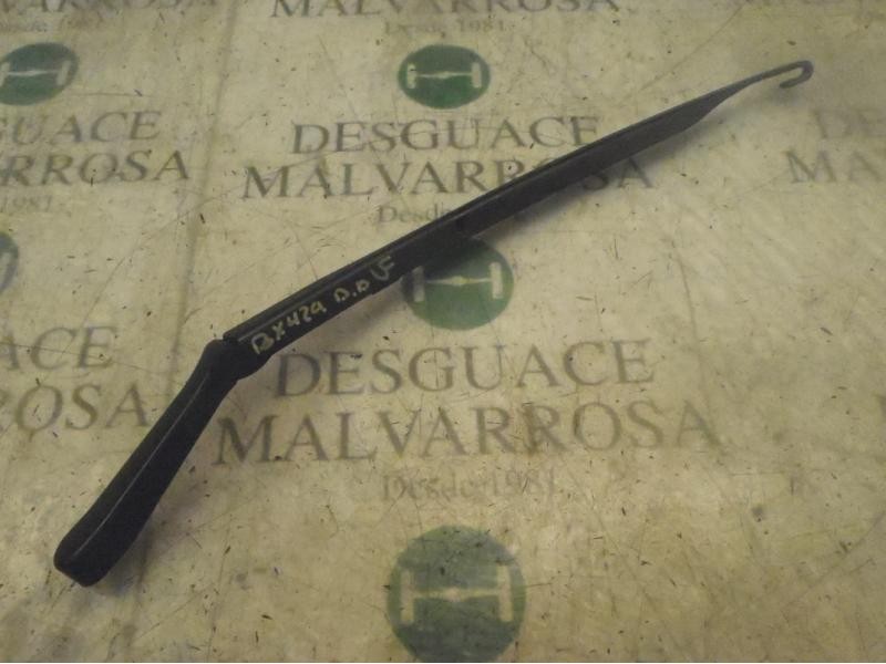 Recambio de brazo limpia delantero derecho para alfa romeo 147 (190) 1.9 jtd distinctive referencia OEM IAM 735362930  