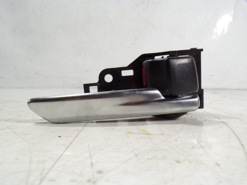 Recambio de maneta interior trasera derecha para toyota rav4 hybrid 4x2 advance referencia OEM IAM 6920533140C0  