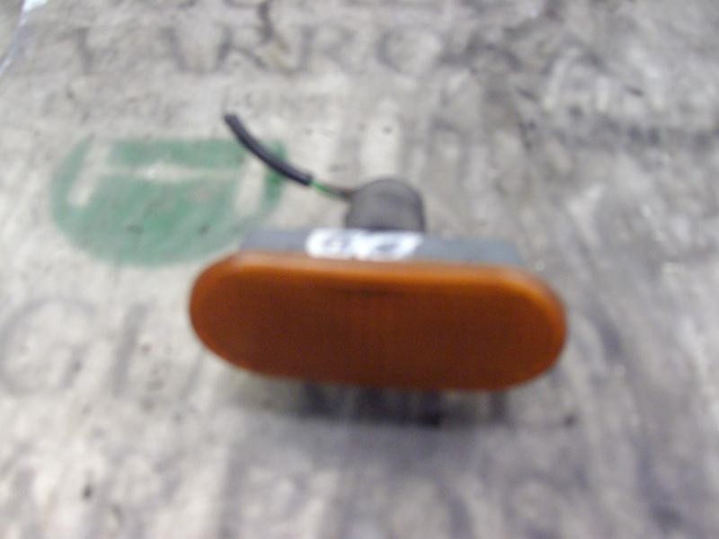 Recambio de piloto lateral derecho para volkswagen passat berlina (3b2) highline referencia OEM IAM   