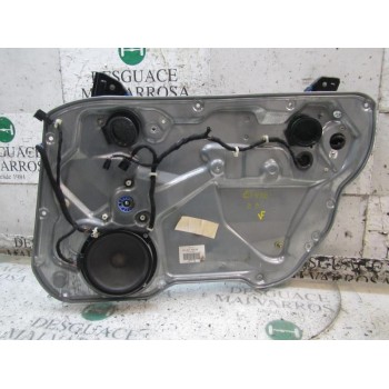 ELEVALUNAS DELANTERO DERECHO 