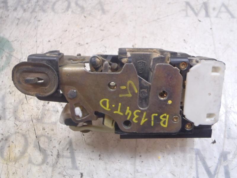 Recambio de cerradura puerta trasera derecha para gmc chevrolet trail blazer lt referencia OEM IAM 15110510  