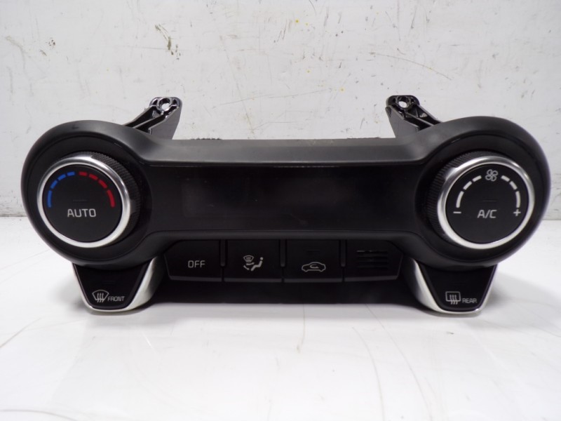 Recambio de mando climatizador para kia rio (yb) 1.2 cat referencia OEM IAM 97250H8220SA1 97250H8220 