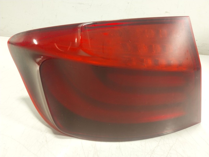 Recambio de piloto trasero izquierdo para bmw 5 (f10) 520 d referencia OEM IAM 63217203229  