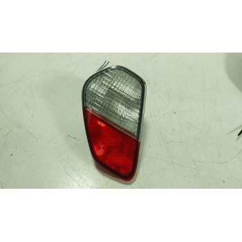 PILOTO TRASERO ANTINIEBLA DERECHO 8336A154 
