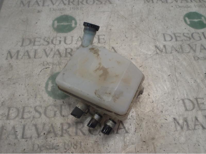 Recambio de deposito servo para nissan cabstar 2.5 d f24.25.35.13 referencia OEM IAM   