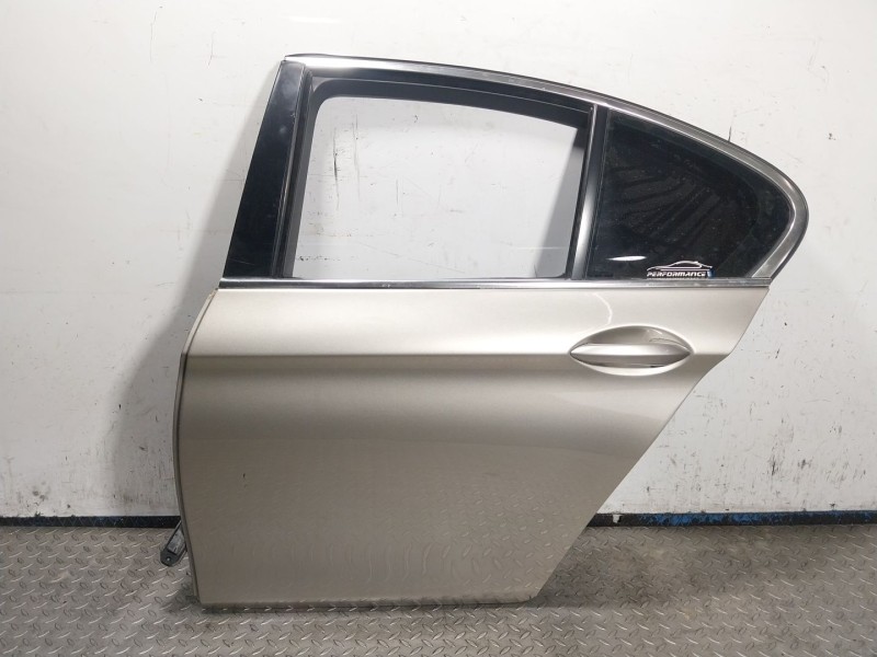 Recambio de puerta trasera izquierda para bmw 5 (f10) 520 d referencia OEM IAM 41009628755  