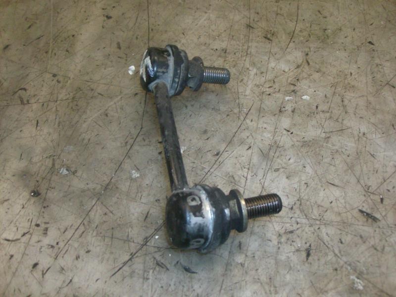 Recambio de tirante trasero derecho para nissan primera berlina (p12) acenta referencia OEM IAM   