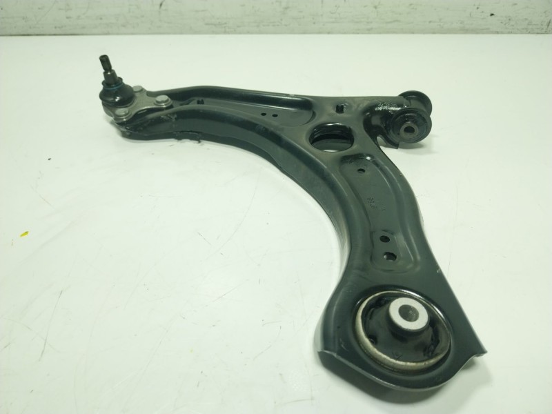 Recambio de brazo suspension inferior delantero izquierdo para seat arona (kj7, kjp) 1.0 tsi referencia OEM IAM 2Q0407151D  