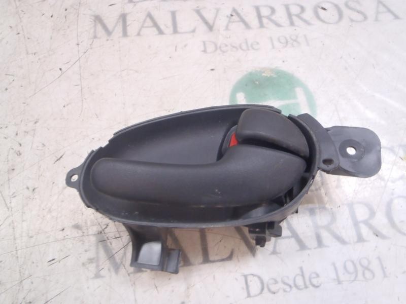Recambio de maneta interior delantera derecha para gmc chevrolet trail blazer lt referencia OEM IAM 25965489  
