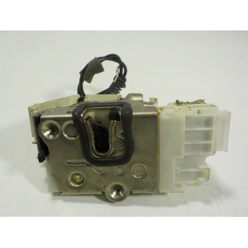 CERRADURA PUERTA TRASERA DERECHA A2517302035 1697302235 