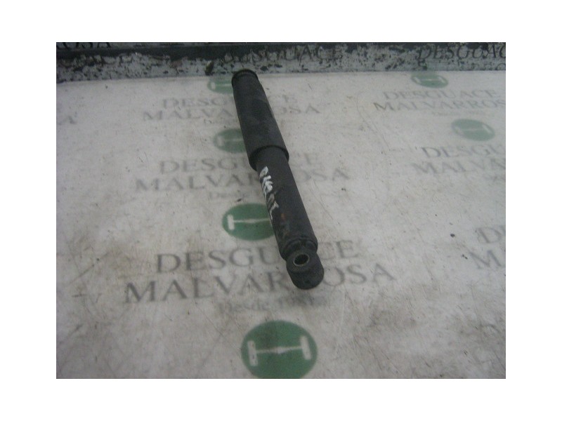 Recambio de amortiguador delantero izquierdo para nissan trade 100 referencia OEM IAM   