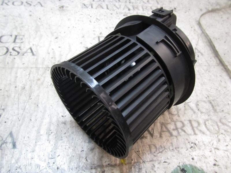 Recambio de motor calefaccion para peugeot 208 1.2 12v vti referencia OEM IAM 1608182080 T1013140A T1013140A