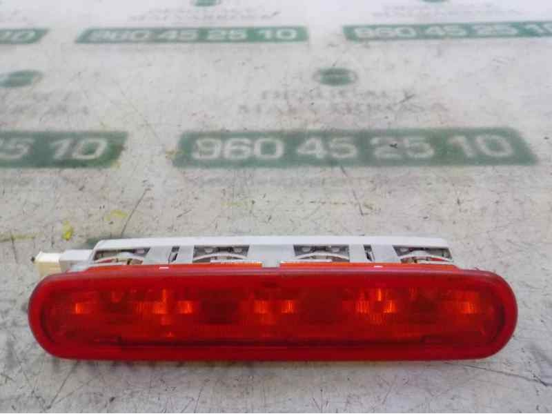 Recambio de piloto trasero central para fiat doblo ii cargo (263) 1.3 16v jtd cat referencia OEM IAM 51993523  