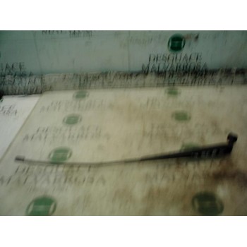 BRAZO LIMPIA DELANTERO DERECHO 