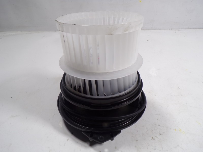 Recambio de motor calefaccion para toyota corolla (e21) referencia OEM IAM 87103F4020  