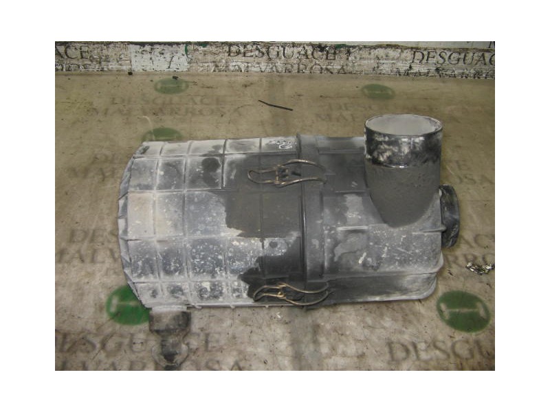 Recambio de filtro aire para nissan trade 100 referencia OEM IAM   