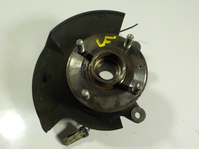 Recambio de mangueta delantera derecha para chevrolet epica 2.0 diesel cat referencia OEM IAM   