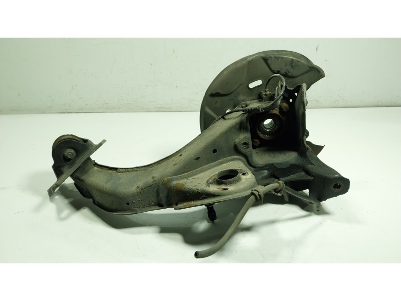 Recambio de mangueta trasera derecha para bmw x1 (f48) xdrive 20 d referencia OEM IAM 33326851580  