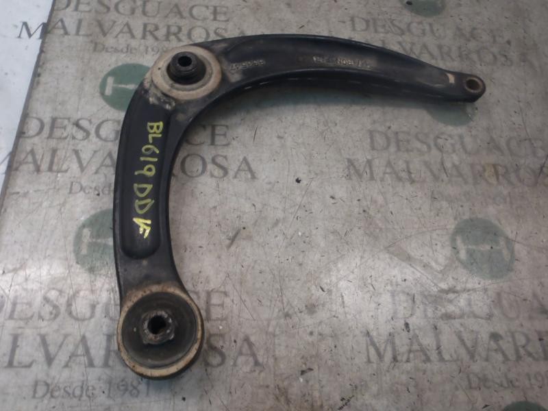 Recambio de brazo suspension inferior delantero derecho para peugeot 308 confort referencia OEM IAM 3521R3  
