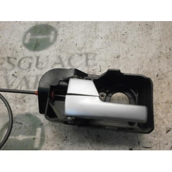 MANETA INTERIOR DELANTERA IZQUIERDA 