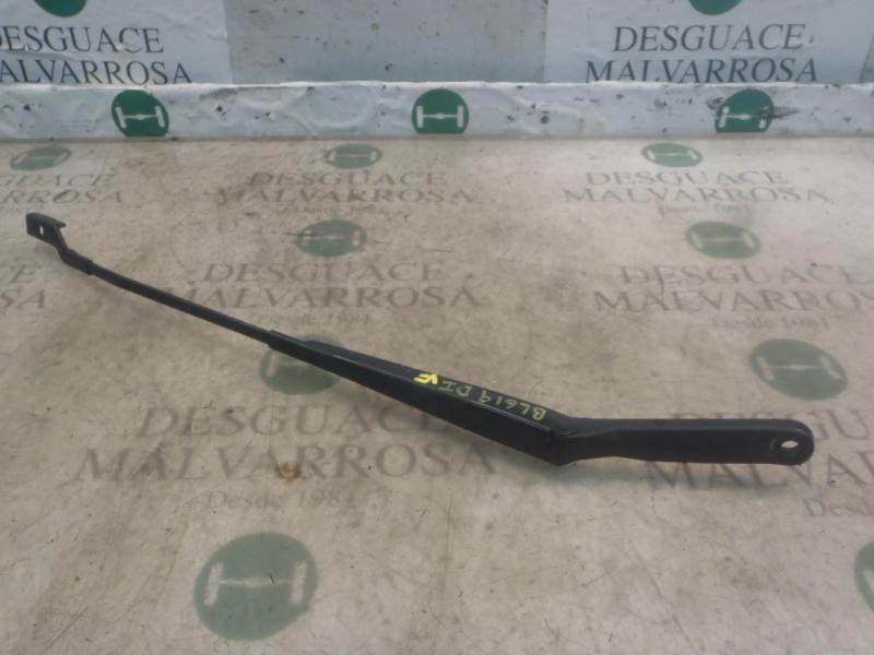 Recambio de brazo limpia delantero izquierdo para peugeot 308 confort referencia OEM IAM 6429EL  