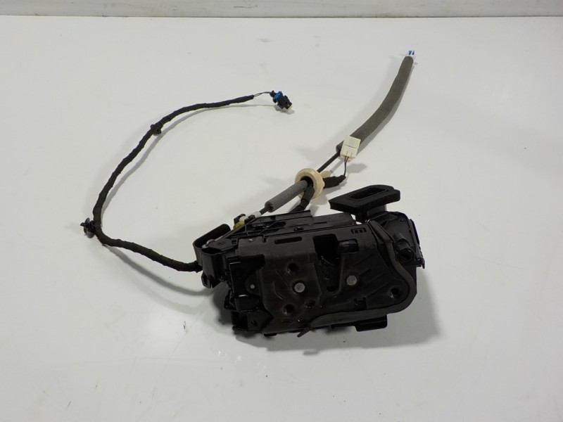 Recambio de cerradura puerta delantera derecha para audi q4 e-tron aq4e f4bac3 referencia OEM IAM 5TB837016C 5TB837016C 89A97229