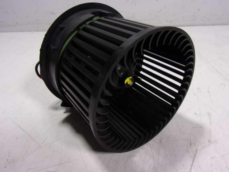 Recambio de motor calefaccion para citroën c3 1.2 12v vti / puretech referencia OEM IAM 1608182080 T1013140A 