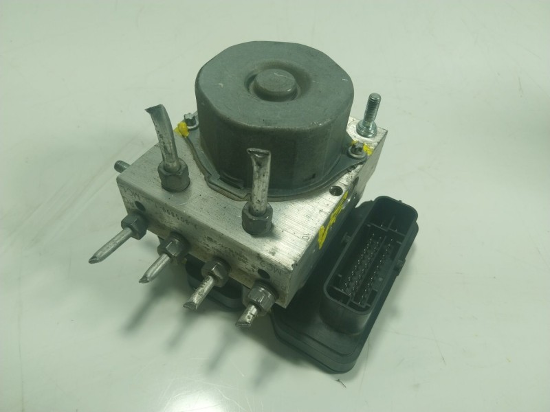 Recambio de abs para renault zoe 68 kw referencia OEM IAM  476609473R 